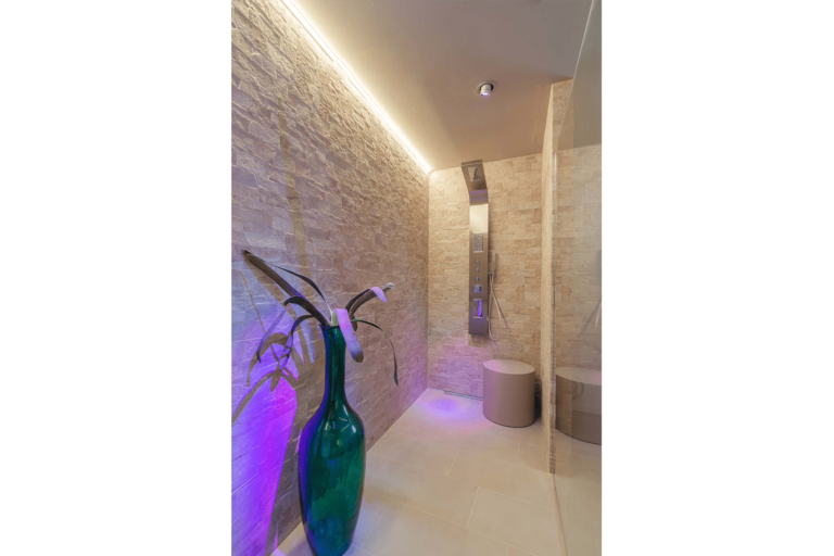 SPA-_K3M0410_web-min